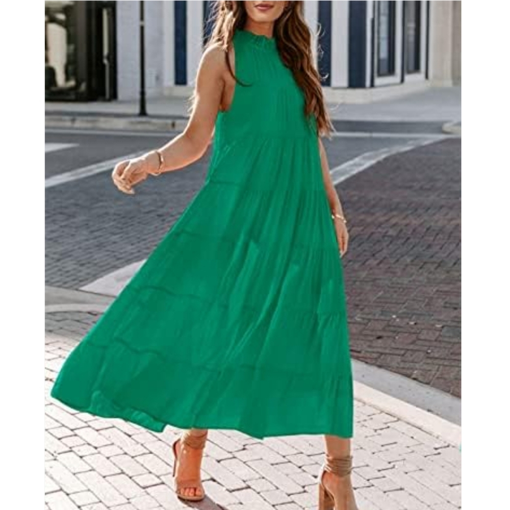 NWT Haeof Green Tiered Ruffle Halter Maxi Dress Size M Flowy